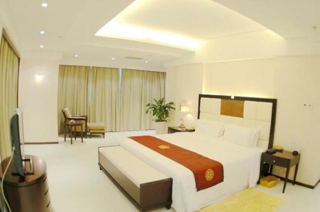 King Dynasty Hotel - Photo4