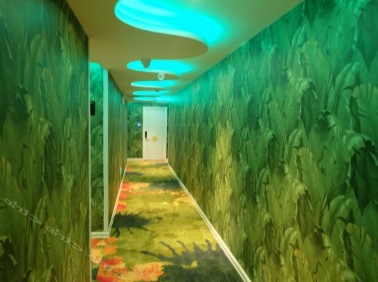 Luomanke Fengqing Hotel - Photo4