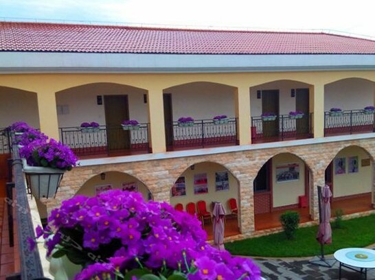 Ronghua Leisure Holiday Manor - Photo2