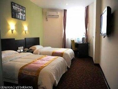 Super 8 Xi'an Zhongshan Gate - Photo5