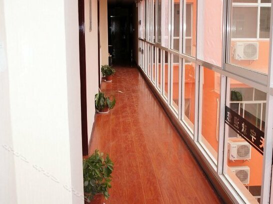 Tianyu Holiday Hotel - Photo5