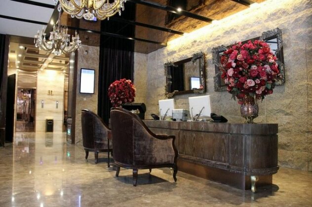 Titan Jincheng Art Hotel - Photo4