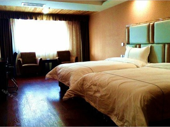 Tyrone Hotel - Photo5
