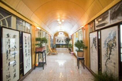 Xian Vintage City Garden Apartment