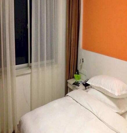 Z-Mon Hotel Xi'an - Photo4
