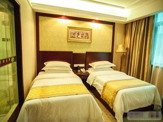 Vienna Hotel Xiangyang People's Square