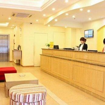 Home Inn Weicheng - Photo2