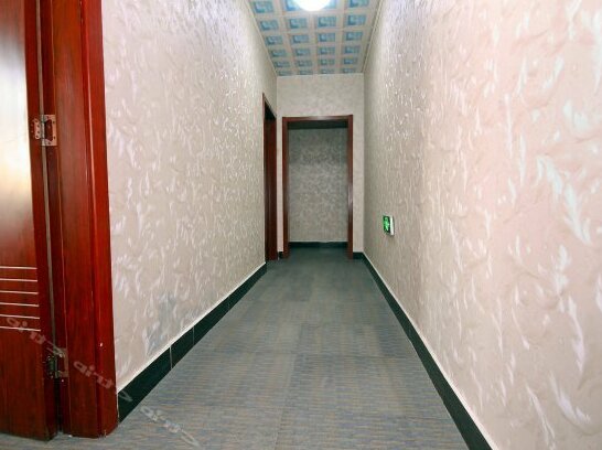Yijiaren Hotel Xianyang - Photo4