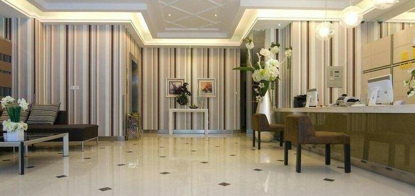 Xichang Impression Express Hotel - Photo2