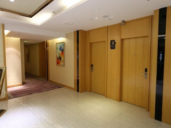 Blossoming Quality Hotel - Photo4