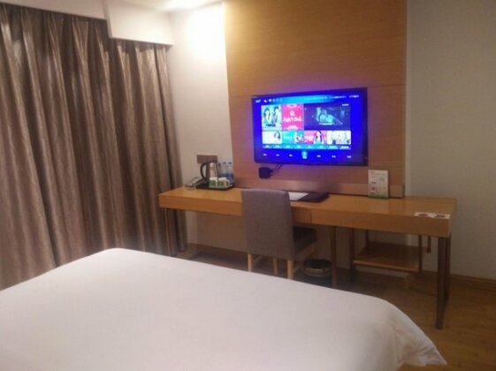 GreenTree Inn Xining Chengdong District Huangguang Yiwu Trade City Express Hotel - Photo5