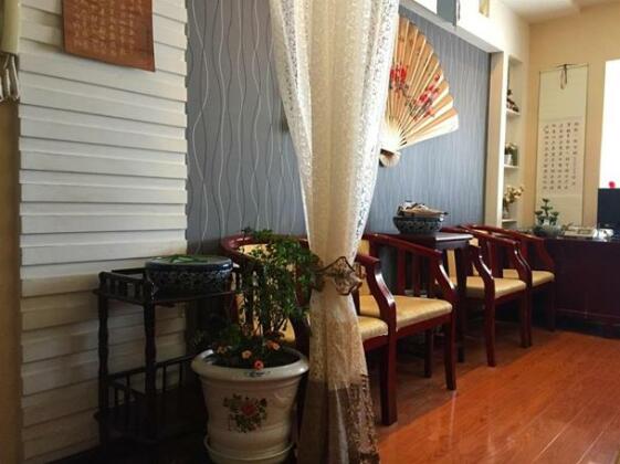 Xining Huaxiangjian Youth Hostel - Photo2