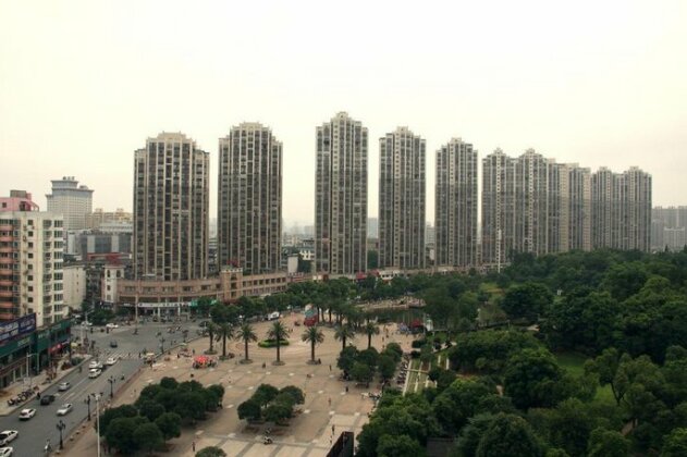 City Comfort Inn Xinyu Baoshi Park