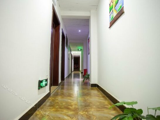 Jingman Inn Xishuangbanna - Photo3