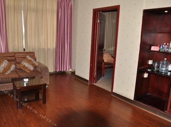Xinyi Liangchen Hotel - Photo5