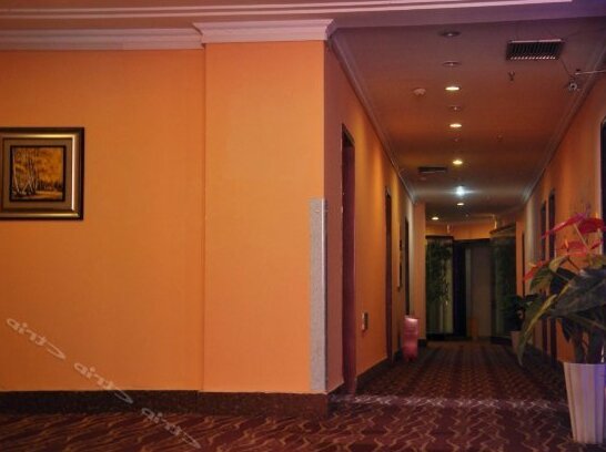 Yijia Hotel - Photo4