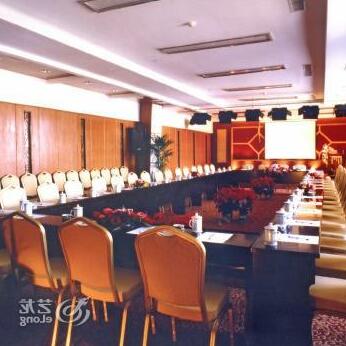 Silver Seas International Hotel - Photo3