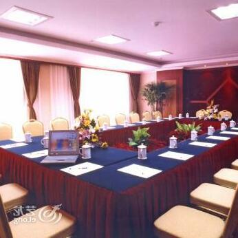 Silver Seas International Hotel - Photo4