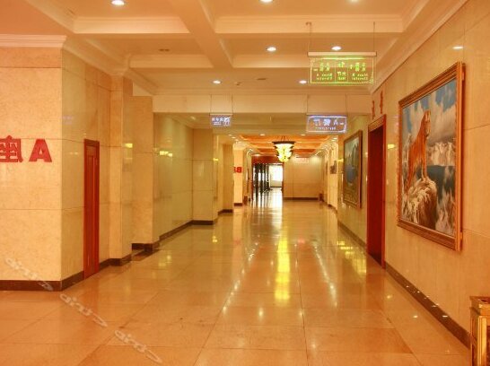 Hulin Hotel - Photo4