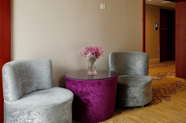 Chonpines Hotel Yancheng - Photo4