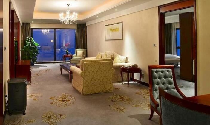 Dafeng Peninsula Spring International Hotel - Photo2