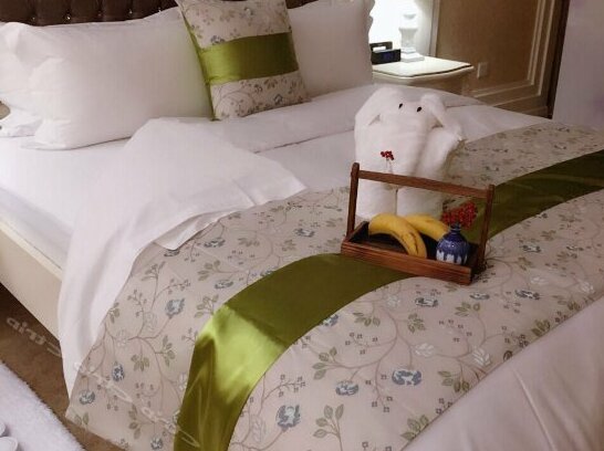 Educated youth theme hotel - Photo5