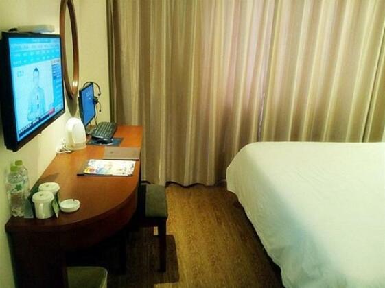 GreenTree Inn Jiangsu Yancheng Economic Development Zone Management Committee Express Hotel - Photo3