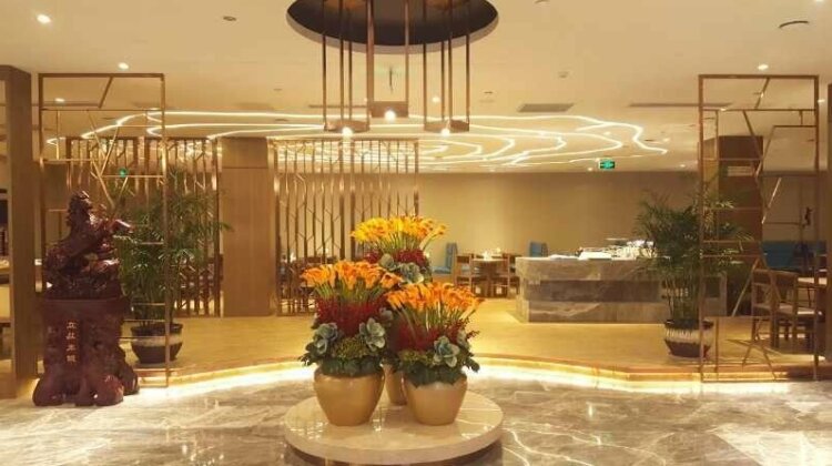 Purple Gold Hotel - Photo2