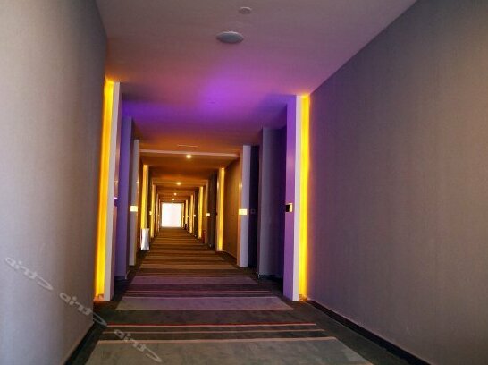 Season Hotel Tinghu - Photo4