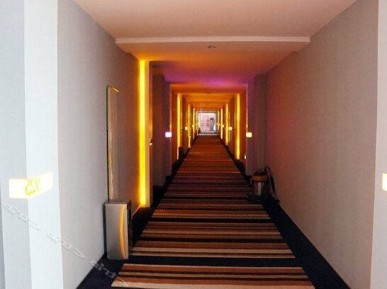 Season Hotel Tinghu - Photo5
