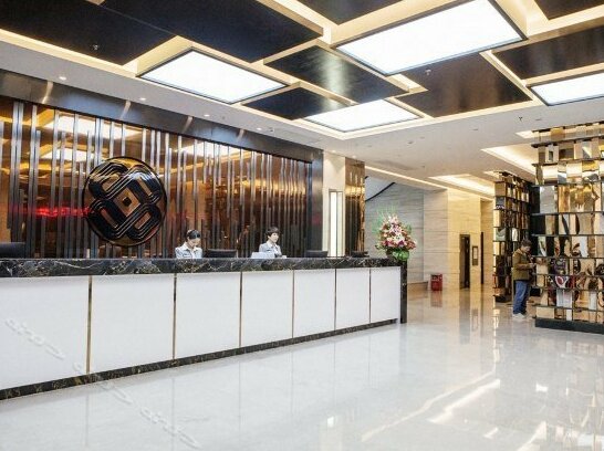 Four Sea Hotel - Photo3