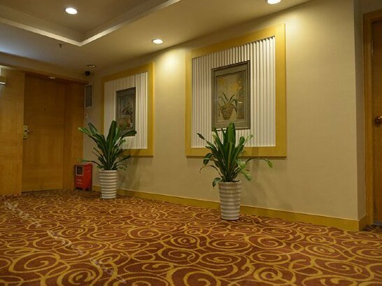 Yuehai Hotel Yangjiang - Photo2