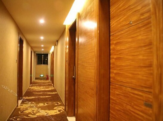 Gentle Holiday Hotel - Photo4