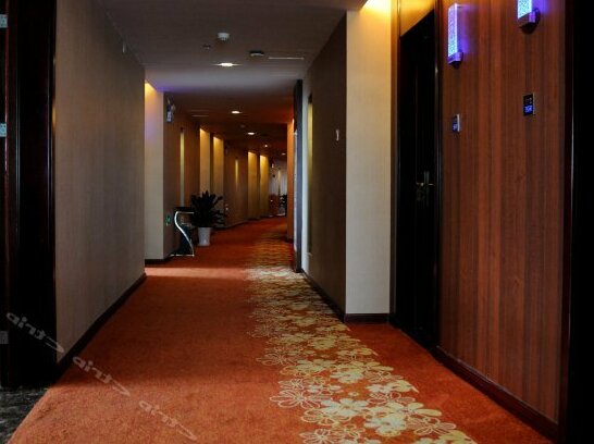 Hamilton International Hotel - Photo4