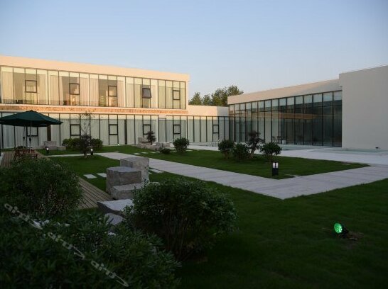 Yi Hot Spring Hotel