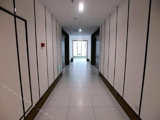Yi Hot Spring Hotel - Photo2