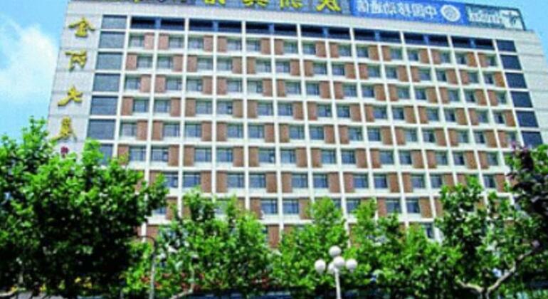 Qingzhou Hotel