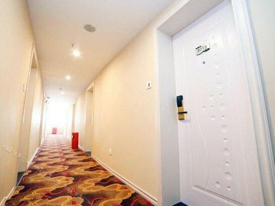 25 Hours Express Hotel - Photo3