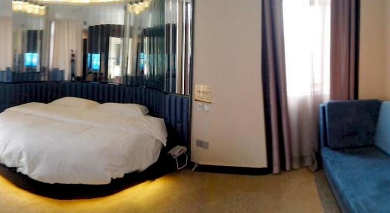 Changyang Xiazhou Qingjiang Holiday Hotel - Photo4