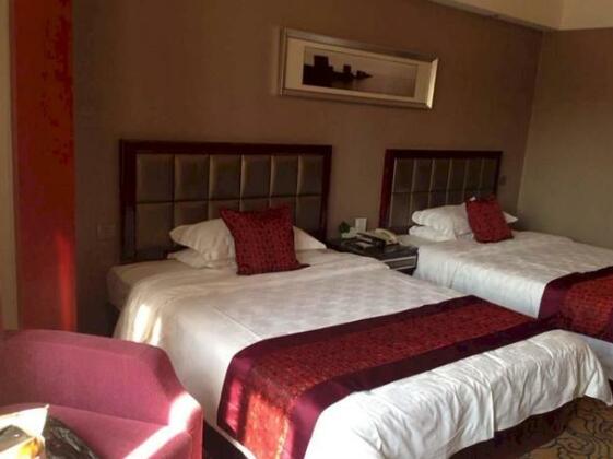 Eastbay Holiday Hotel - Photo4