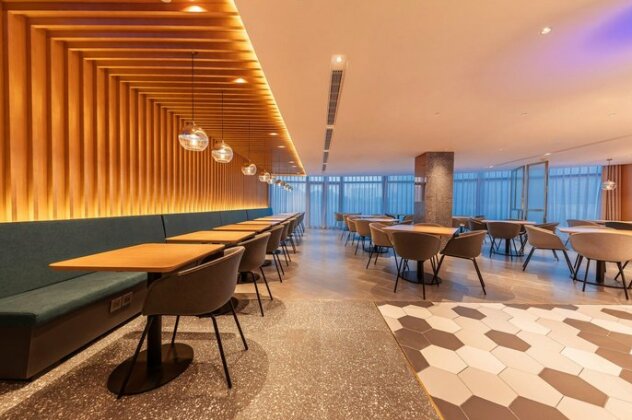 Holiday Inn Express Yichang Riverside - Photo3