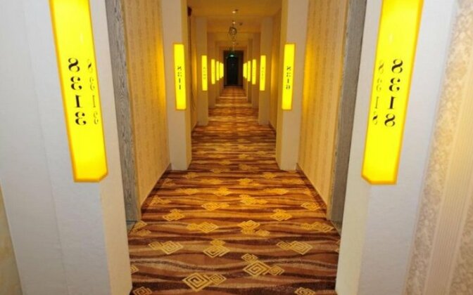 Jinhui Business Hotel CBD Yiling Square Branch - Photo2