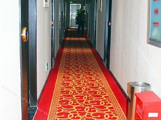 Jinyuan Hotel Yiling Avenue - Photo2