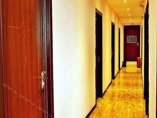 Taohuazhixing Hotel - Photo4