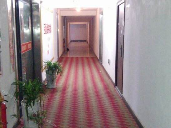 Xinyi Hotel Yichang - Photo2