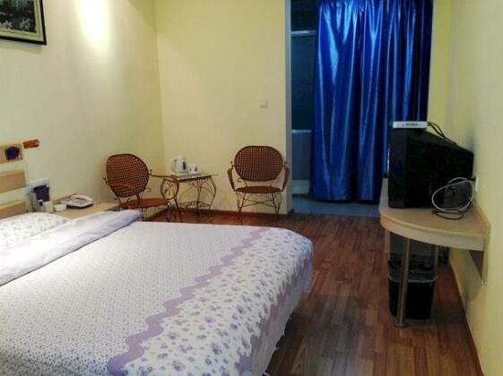 Yichang Huangting Hotel - Photo2