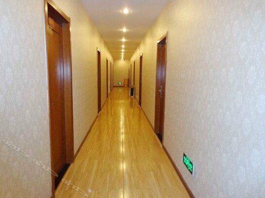 Yichang Spring Business Hotel - Photo3