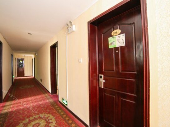 Yichang Teaching Staff Recreation Center - Photo4