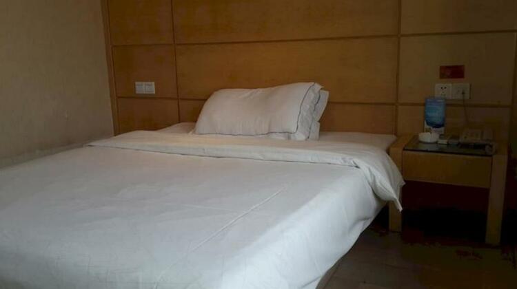 Yun Qi Hotel - Photo2