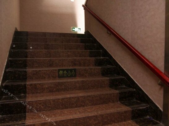 Yunlai Business Hotel - Photo4